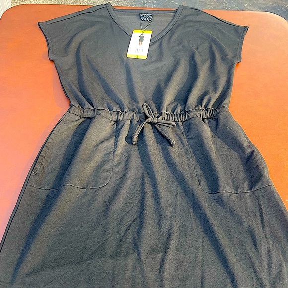 Black summer dress light weight size small - Picture 2 of 3